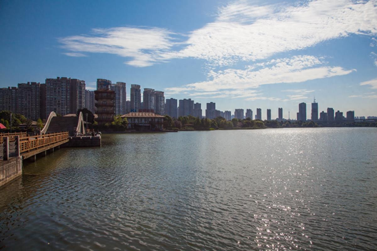 长沙月湖公园，“月湖十景”风景优美，免费的娱乐、休闲好去处