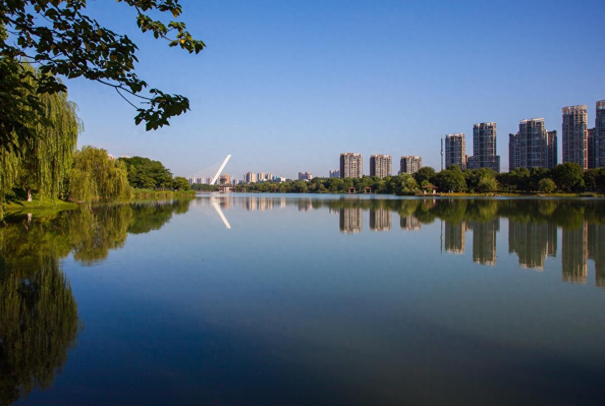 长沙月湖公园，“月湖十景”风景优美，免费的娱乐、休闲好去处