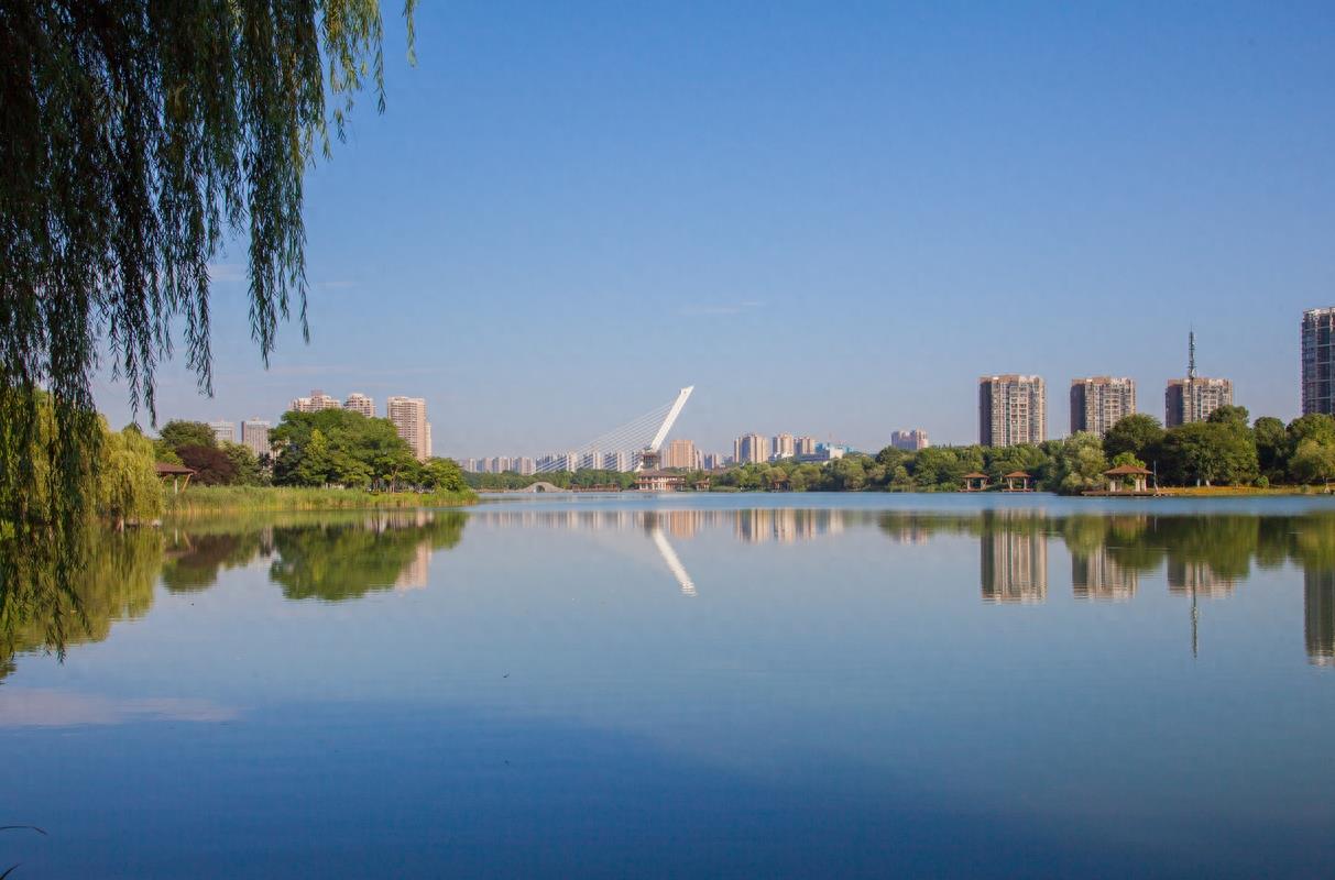 长沙月湖公园，“月湖十景”风景优美，免费的娱乐、休闲好去处