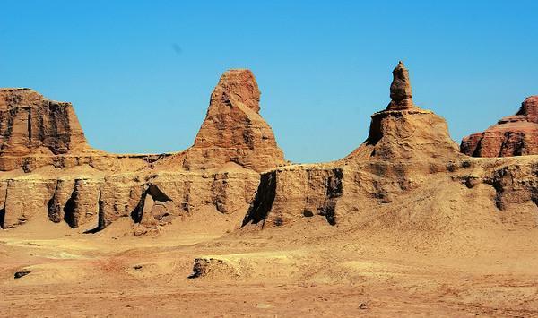 克拉玛依魔鬼城——魔鬼出没的地方