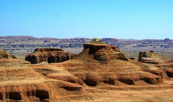 克拉玛依魔鬼城——魔鬼出没的地方