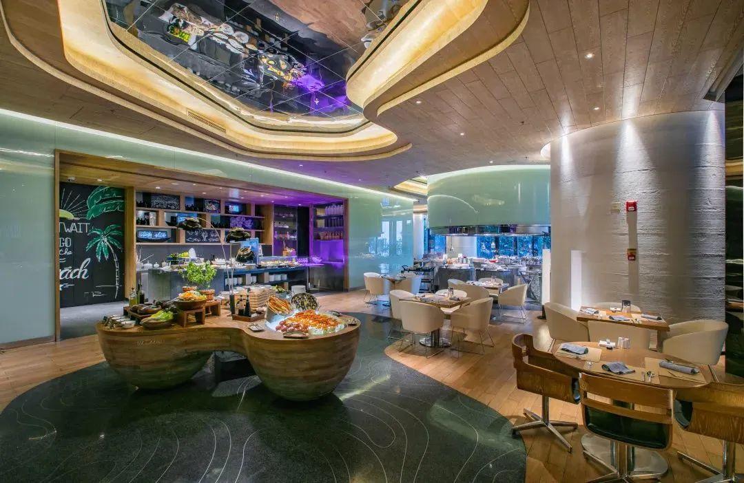 三亚凤凰机场免税店(凤凰机场免税店在机场里面还是外面)