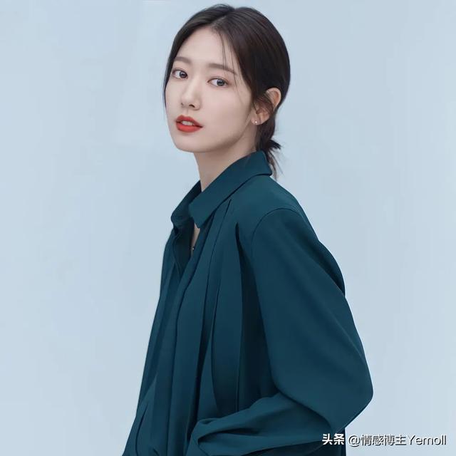 官宣后不久就分手了 正式官宣他们俩居然在一起了(19)