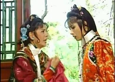 她出道就吻了刘德华,琼瑶给了她两次事业高峰,现几乎人间蒸发