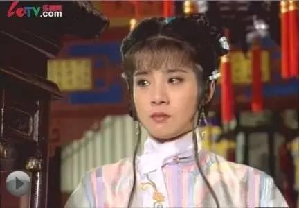 她出道就吻了刘德华,琼瑶给了她两次事业高峰,现几乎人间蒸发