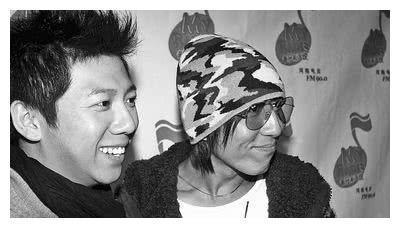 红极一时的20个组合旧照，多数已解散，哪一张藏着你的青春?