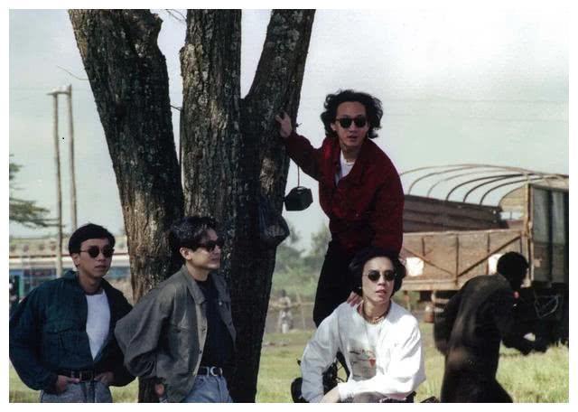 红极一时的20个组合旧照，多数已解散，哪一张藏着你的青春?