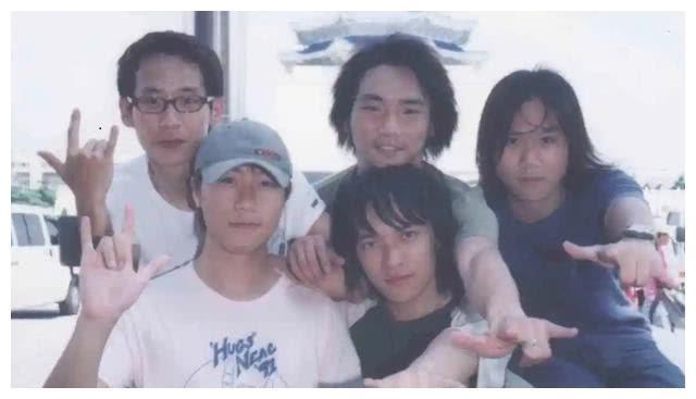 红极一时的20个组合旧照，多数已解散，哪一张藏着你的青春?