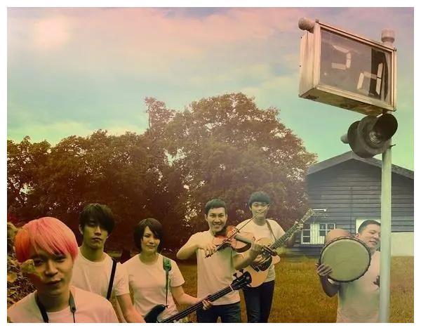 红极一时的20个组合旧照，多数已解散，哪一张藏着你的青春?