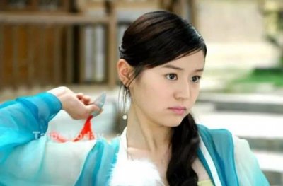 ​红过范冰冰，却被囚禁在东南亚，人间蒸发了？