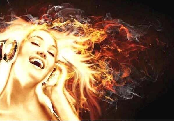 如何唱假声-(初学者怎么唱假音)