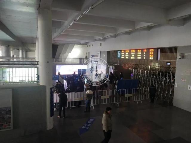 抚州汽车站春节时间表（春运前一天的抚州老长途汽车站）(4)