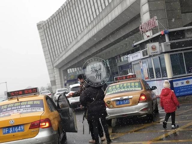 抚州汽车站春节时间表（春运前一天的抚州老长途汽车站）(5)