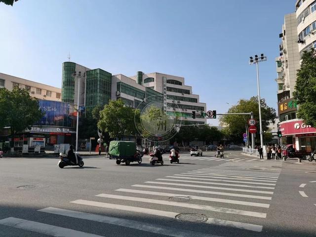 抚州汽车站春节时间表（春运前一天的抚州老长途汽车站）(3)