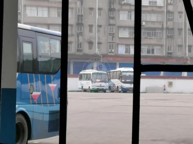 抚州汽车站春节时间表（春运前一天的抚州老长途汽车站）(30)