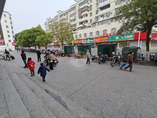 抚州汽车站春节时间表（春运前一天的抚州老长途汽车站）(12)