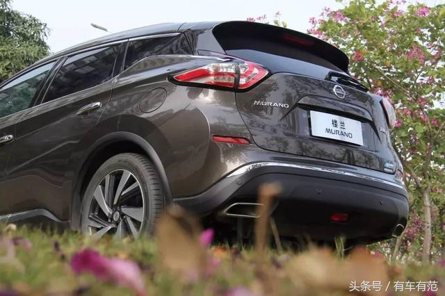 最新日产楼兰评测（有范试驾明明很高级）(17)