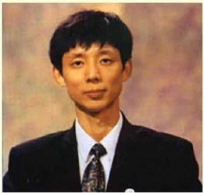 1993年舌战狮城，今最佳辩手蔣昌建主持最强大脑，其他人如何了？
