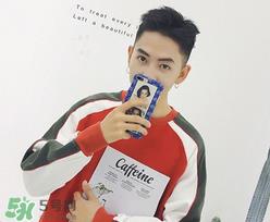 两边铲掉的发型图片_男生齐刘海两边铲掉