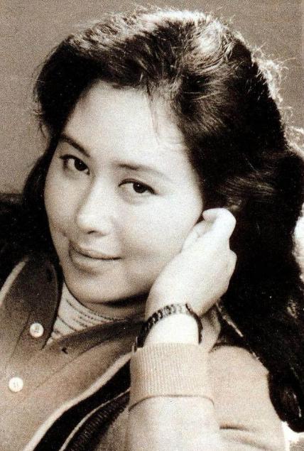 袁立斯琴高娃羊胎素事件澄清（斯琴高娃因羊胎素梗）(15)