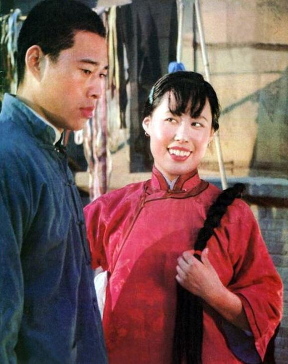 袁立斯琴高娃羊胎素事件澄清（斯琴高娃因羊胎素梗）(3)