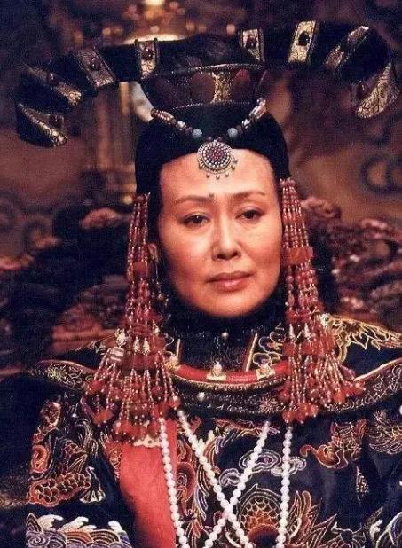 袁立斯琴高娃羊胎素事件澄清（斯琴高娃因羊胎素梗）(4)