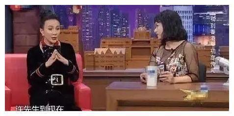 1990年4月24日凌晨，3名劫匪绑架了刘嘉玲，12年后将裸照公之于众