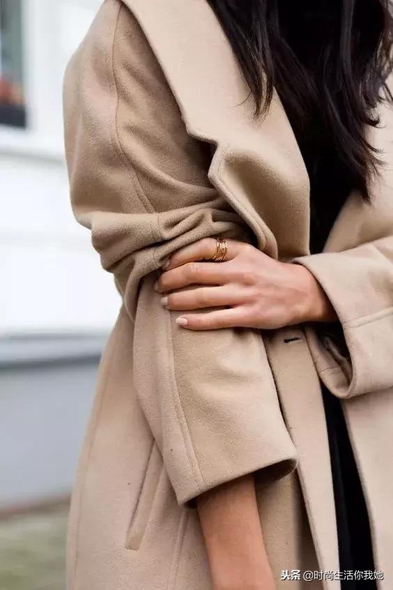 颜色可以是百搭的浅驼色（永不褪色的优雅）(12)