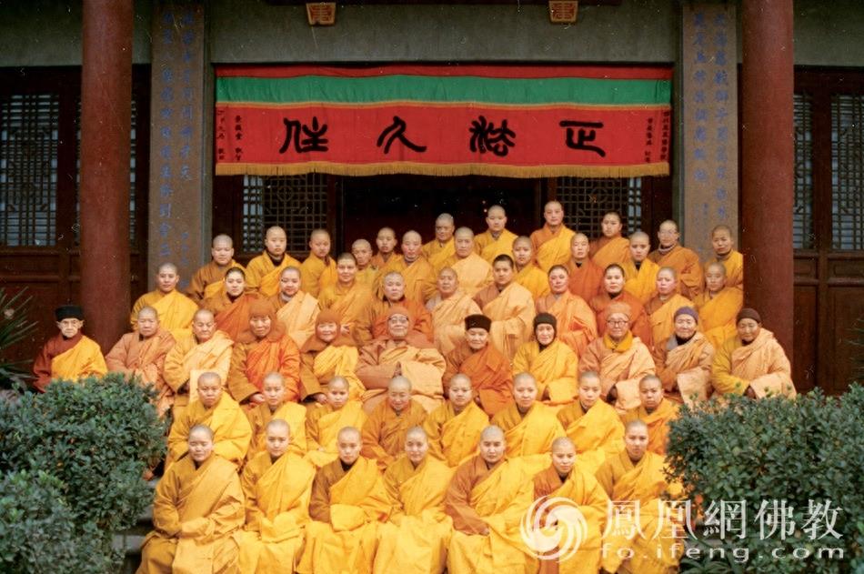 传奇一生!纪念“当代第一比丘尼”隆莲法师诞辰110周年