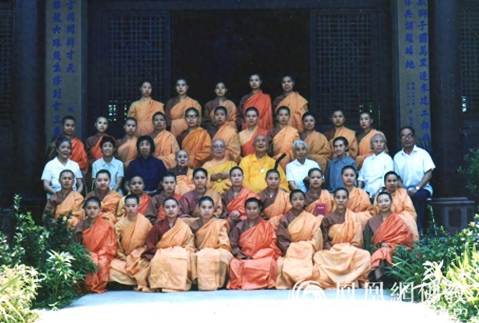 传奇一生!纪念“当代第一比丘尼”隆莲法师诞辰110周年